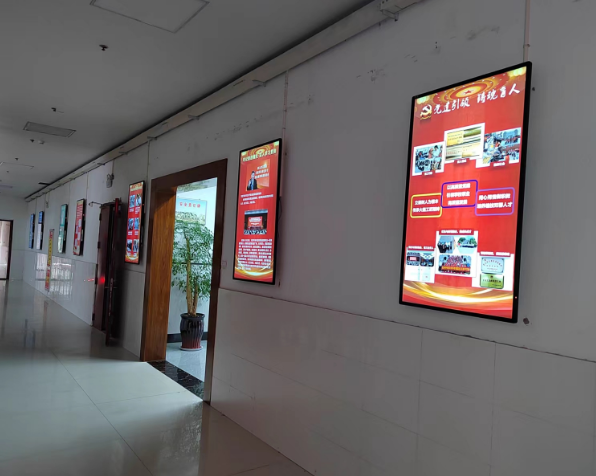 亳州中藥科技學院一批55寸液晶信息發布廣告機安裝完成，投入使用了